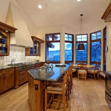 بيت للعطل Luxury Chalet St-anton With Pool *